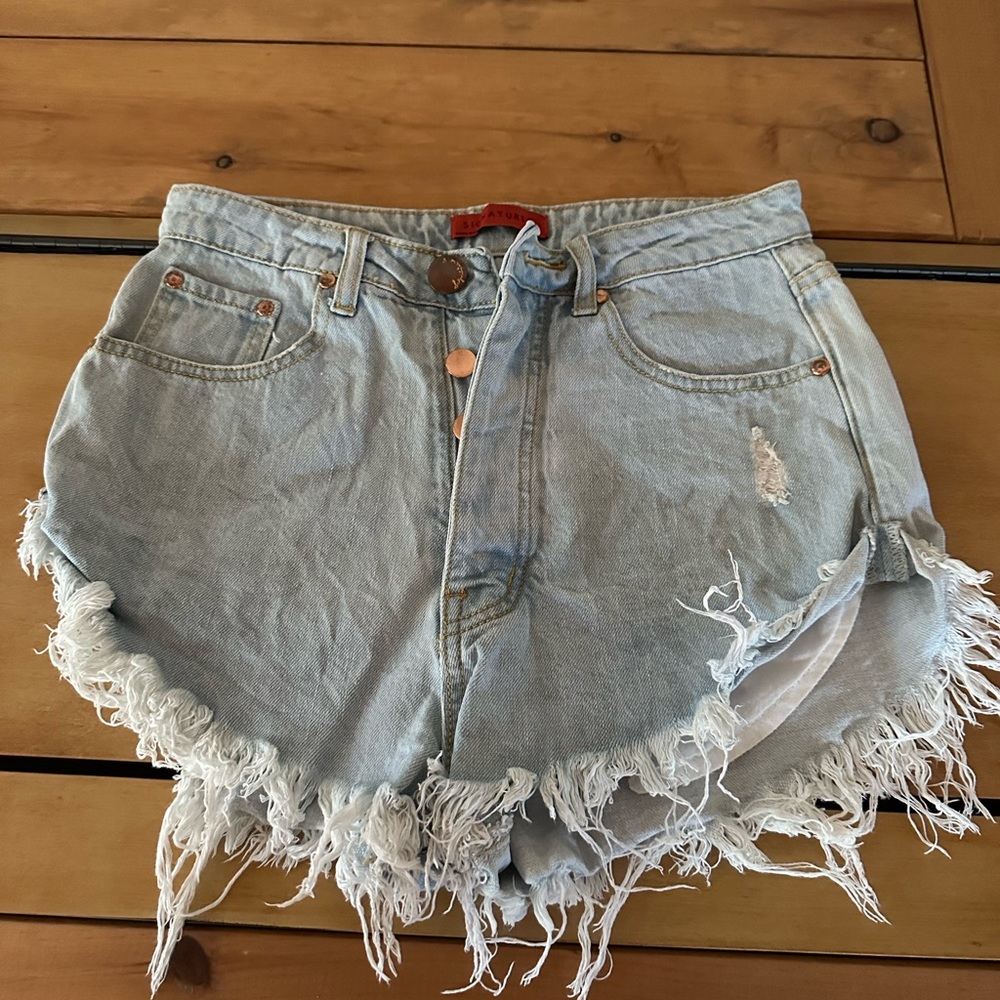 Signature Jean Shorts